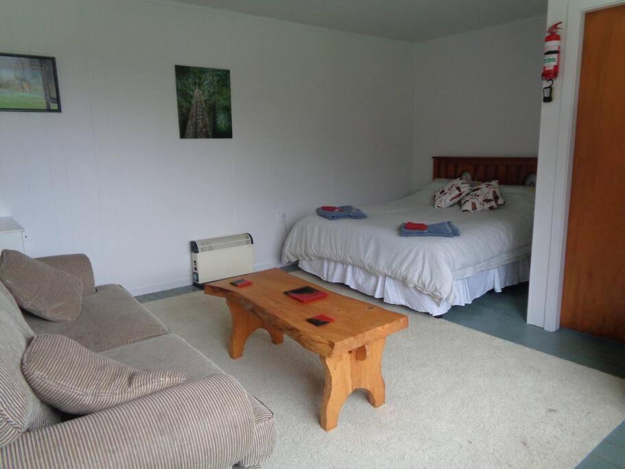 Apartament Rustic Woolshed Owen River Zewnętrze zdjęcie